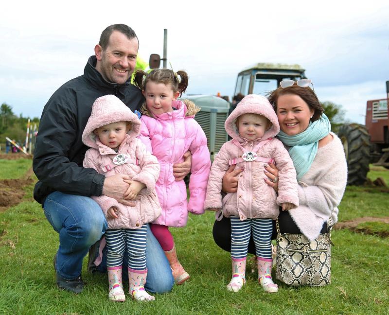 Ryan, Helen, Ellie, Willow, and Luna Perry Photo by Shelley Corcoran