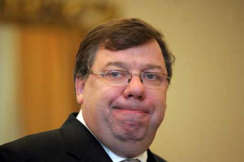 Former Taoiseach Brian Cowen seriously ill in hospital 