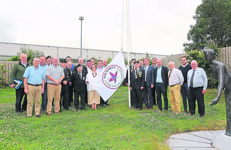 Members of Longford County Council and Council Chief Executive Paddy Mahon pictured  with Peter Keenan Longford Branch ONET (Organisation of National Ex-Service Personnel) members Hugh Farrell, Stephe