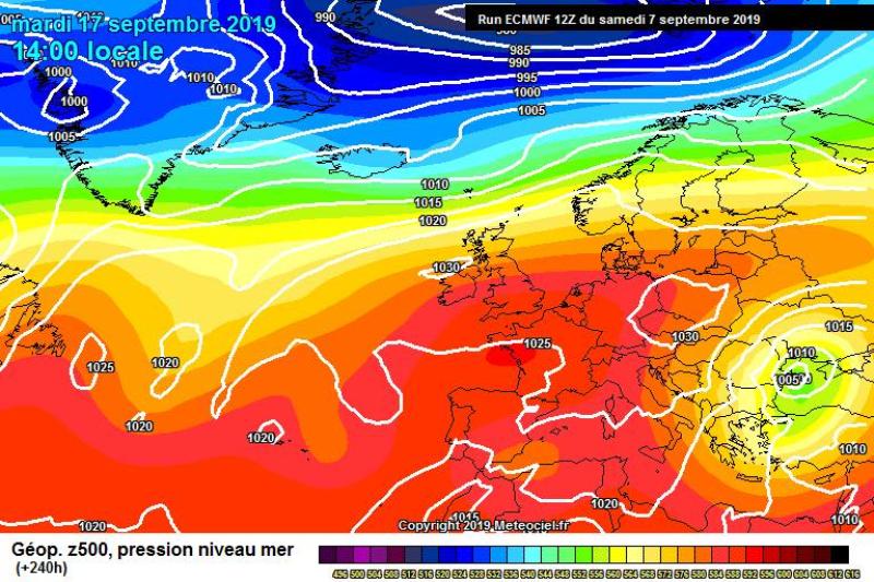 'More like T-shirt and suncream than wellies,' says Carlow forecaster on Ploughing weather 