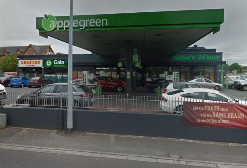 Staff threatened at knifepoint during brazen early morning Longford raid