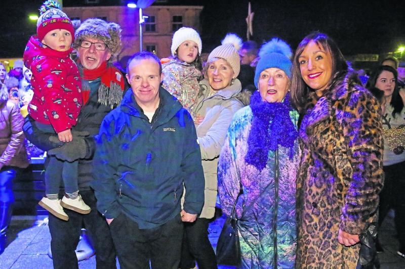 Record numbers gather to  turn on  Longford Christmas lights