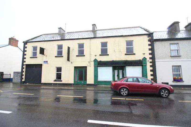 Former restaurant and B&B in Longford sold for €142,000 in BidX1 auction