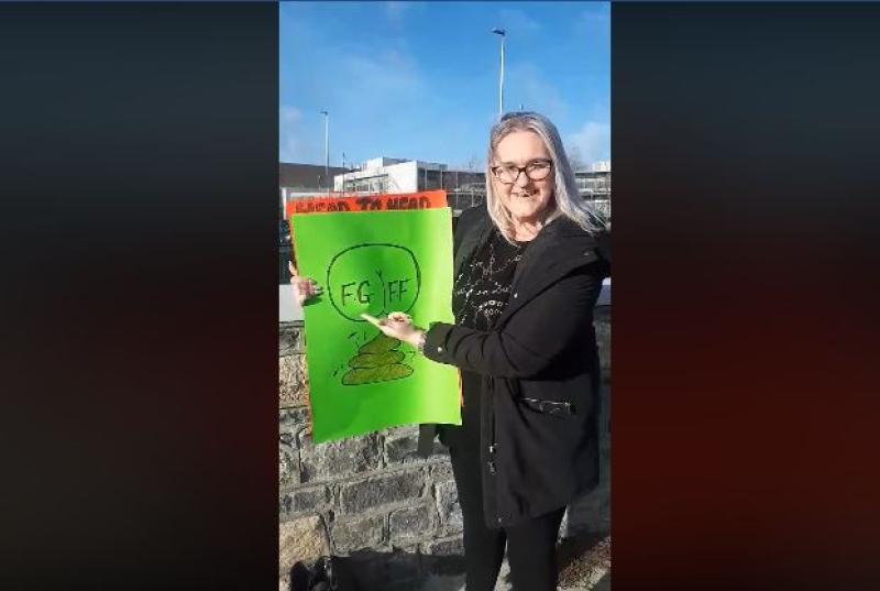 WATCH | Vote for  Change: Longford mother and daughter take a stand outside RTE ahead of head to head debate