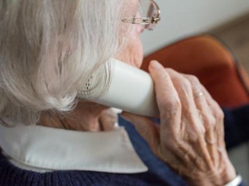 ‘Give a Helping Hand’ with ALONE this Christmas