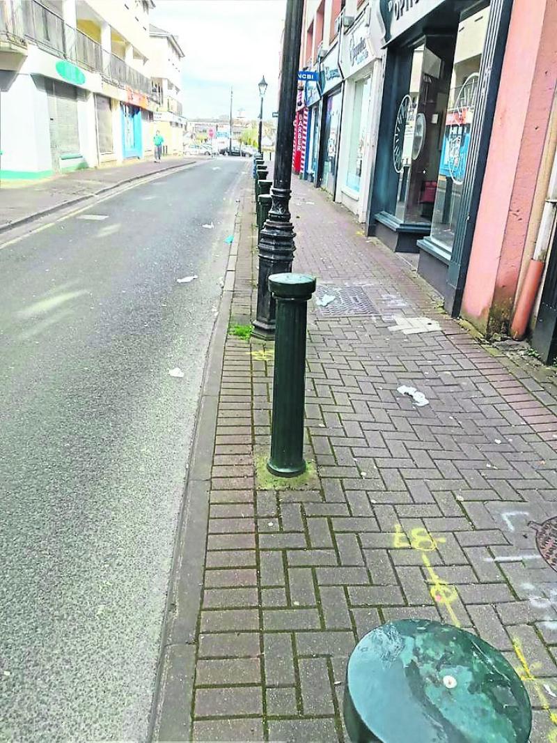 Littering of gloves in Longford area needs to be tackled urgently, says Cllr Warnock