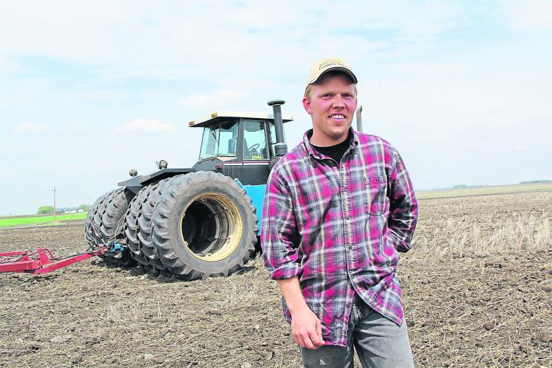 How can young Longford farmers complete their Green Cert? 