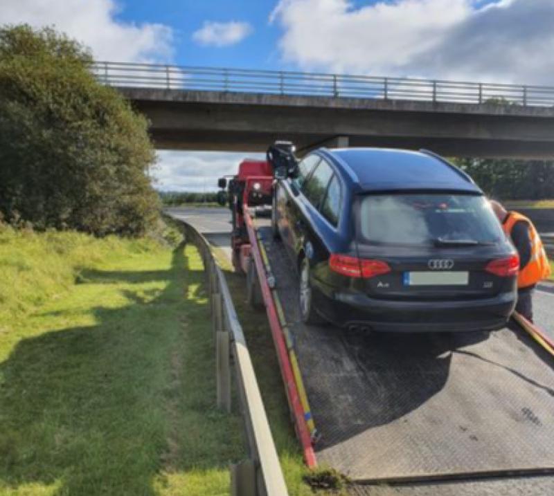 Naas Gardaí seizing cars while stopping motorists leaving their counties