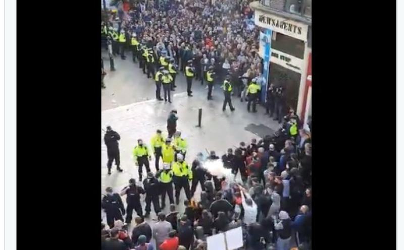 'Thuggish behaviour' condemned as three gardaí injured and 23 arrested as trouble flares at anti-lockdown protest 