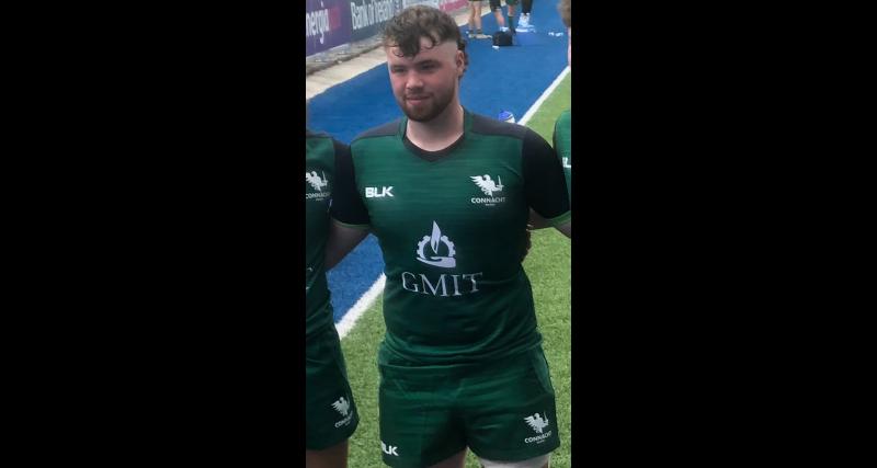 Young Ballymahon rugby player lines out with Connacht