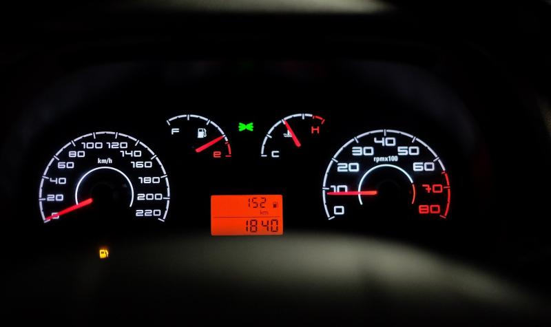 Con job! Garda warning as car 'sold' to Longford woman had significantly more mileage than advertised