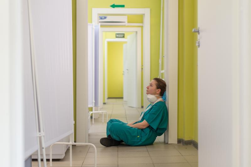 'All need to play our part', says chief executive of HSE as hospitals com under pressure 