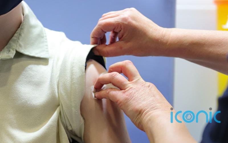 Vaccines on the way for Irish children before Christmas - Taoiseach 