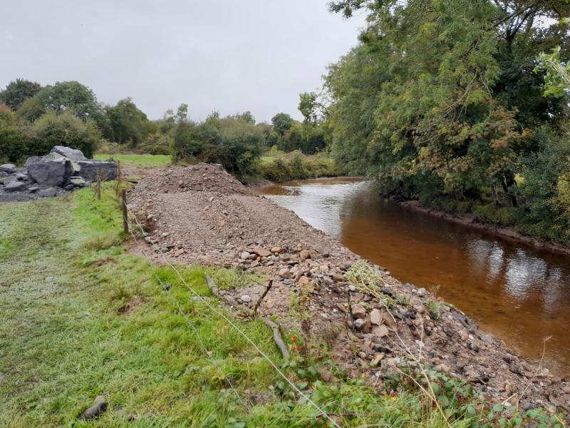 Farmer in the Midlands fined thousands for clearing river bed gravel