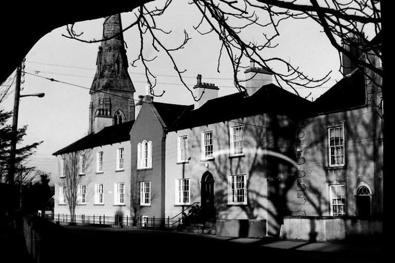 Longford past pupils of Carmelite College invited to Moate reunion 
