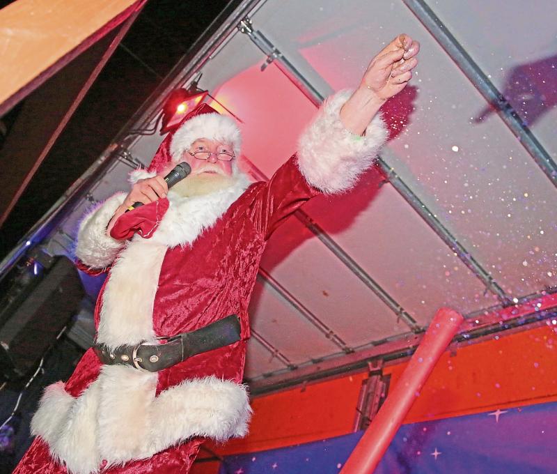 Santa and Mrs Claus to turn on Christmas Lights in Longford Town