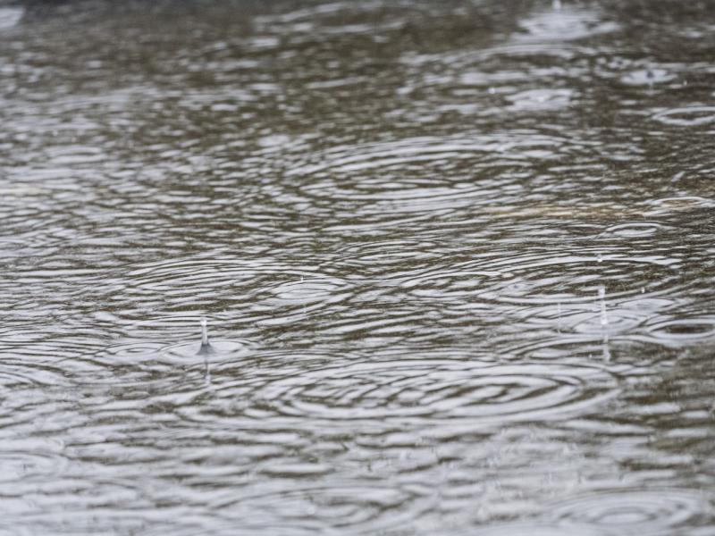 ALERT: Heavy downpours and hail forecast as Met Éireann issues warning for Longford