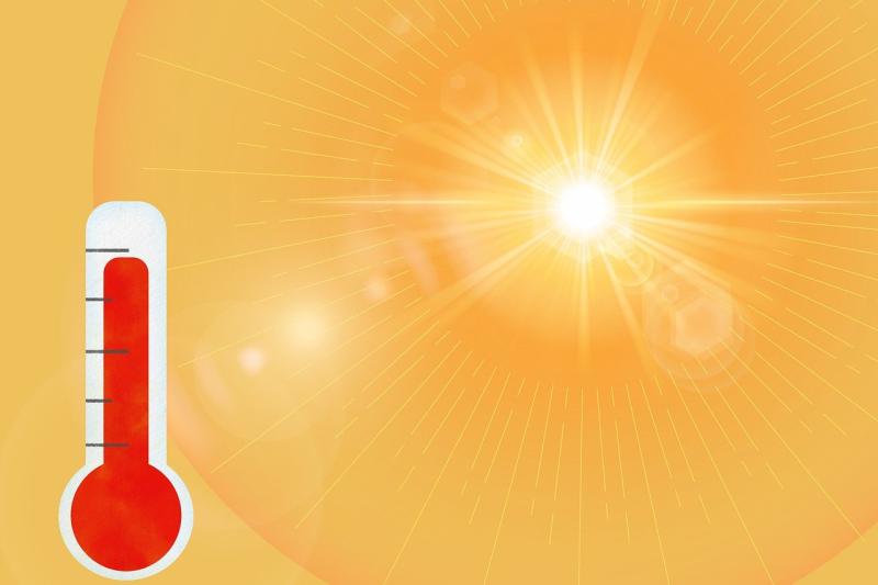 Weather expert verdict on Ireland being hit by 33C sun blast and Met &Eacute;ireann latest