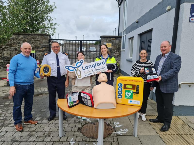 Saving lives! Longford Community Safety Partnership  provides funding for new Granard defibrillator