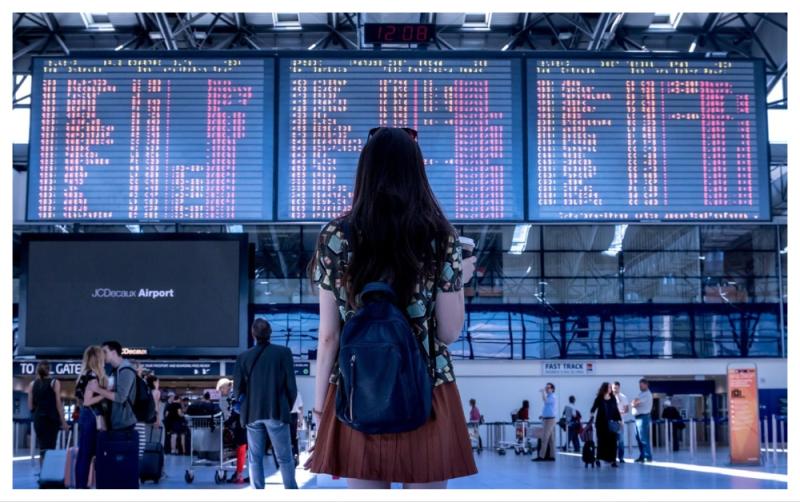 'A growing sense of disillusionment': 60% Irish adults under 25 are considering emigration