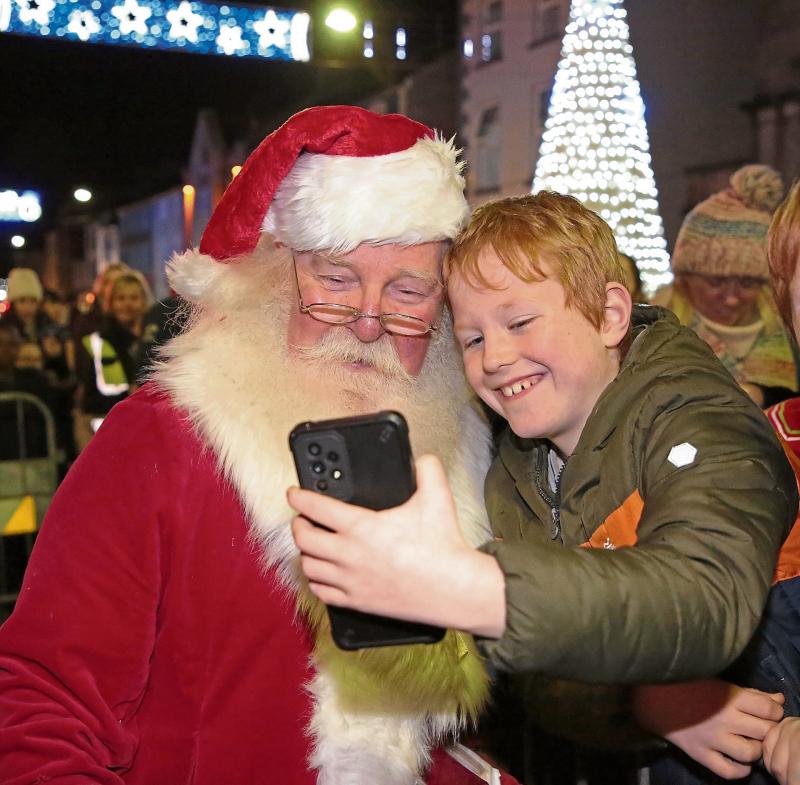 Santa Claus to light up Longford town for Christmas