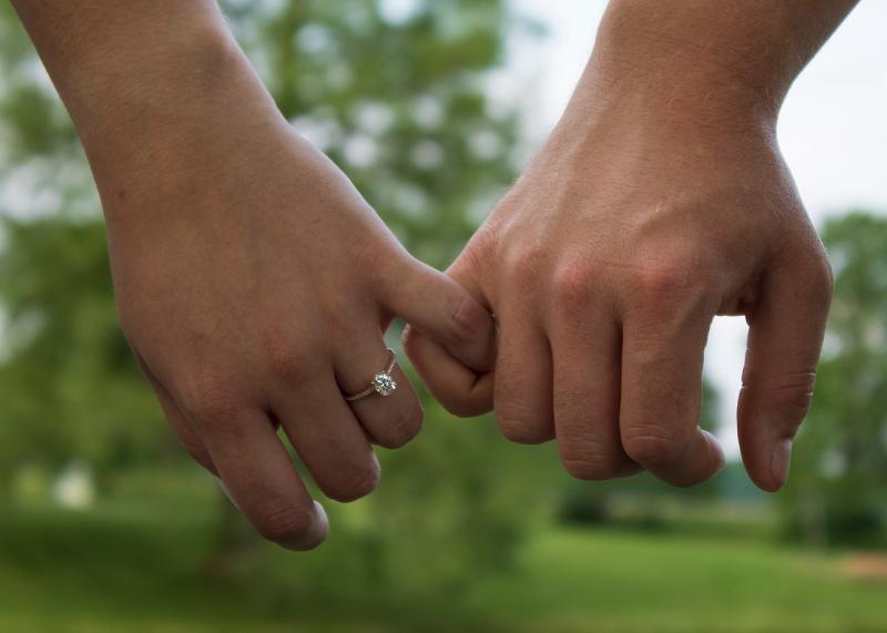 A Christmas Day engagement! Longford couple announce their intention to wed