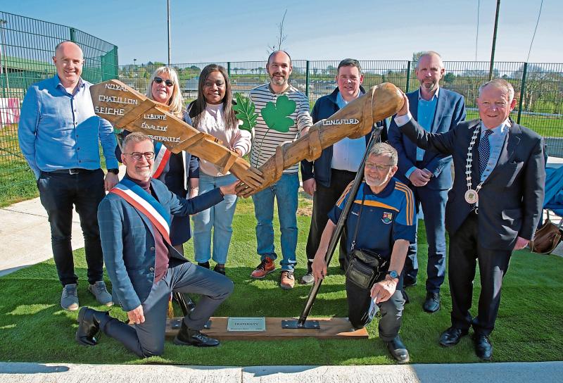 Longford celebrates the arrival of 'Fraternity' Statue from beloved twin town