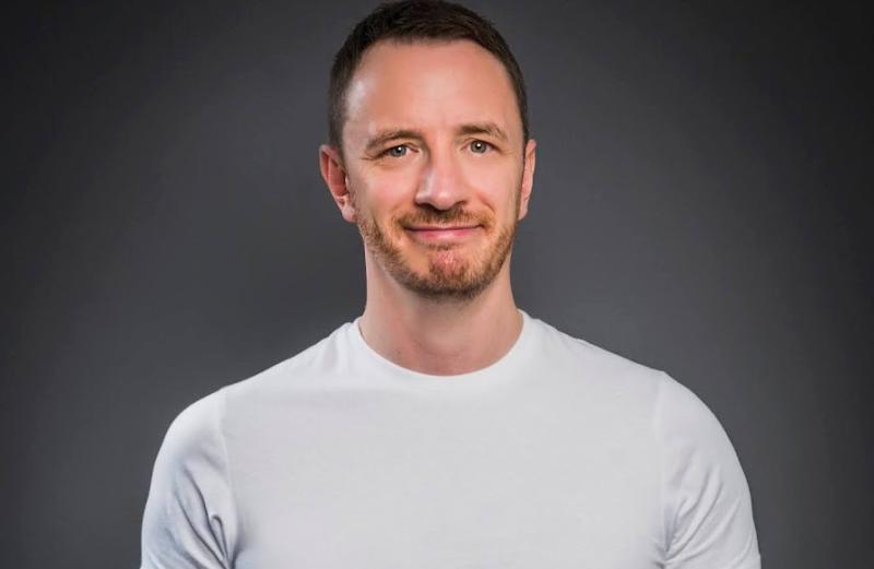 Gear&oacute;id Farrelly brings his hilarious new stand up show to Longford's Backstage Theatre 