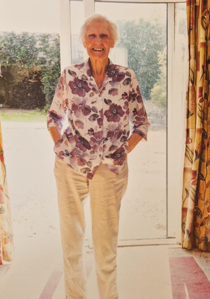 RIP: Longford ICA members form Guard of Honour in tribute to much loved Kenagh publican Lucy Newman 