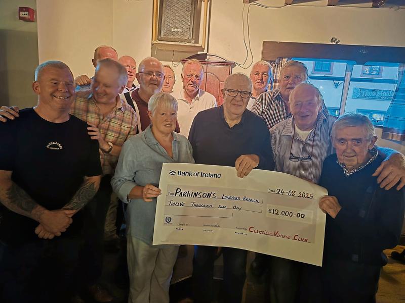 Colmcille Vintage Club gifts  €12,000 from Tractor Run to Longford Parkinson's Branch