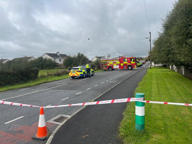 Midlands gardaí arrest man in his 20s after car smashes into wall in Tullamore