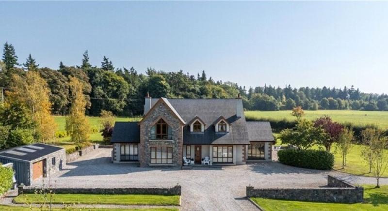 Looking for your dream home? Buy a €6 ticket for a chance to win this €800,000 Midlands property 