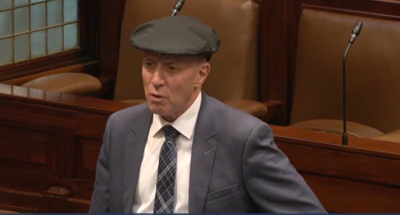 Michael Healy-Rae to resign as Minister of State and vote no confidence in Government