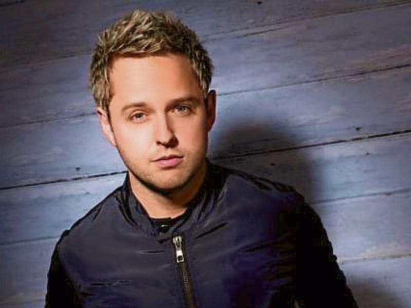 Derek Ryan tops the bill in Abbeylara