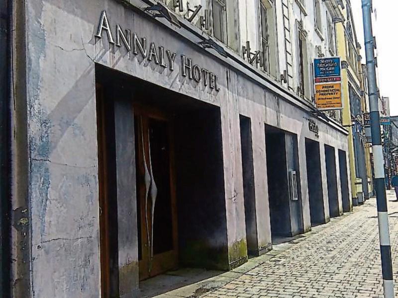 Bid to prevent sale of Longford hotel deferred