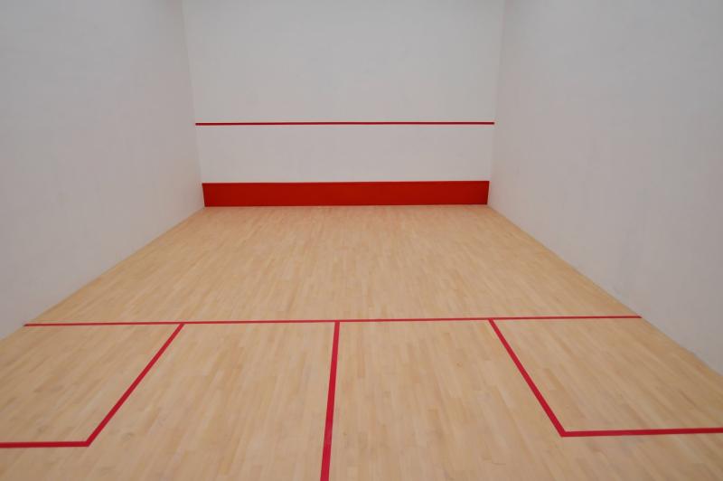 Longford GAA club inviting people to attend  open 'have a go' squash sessions
