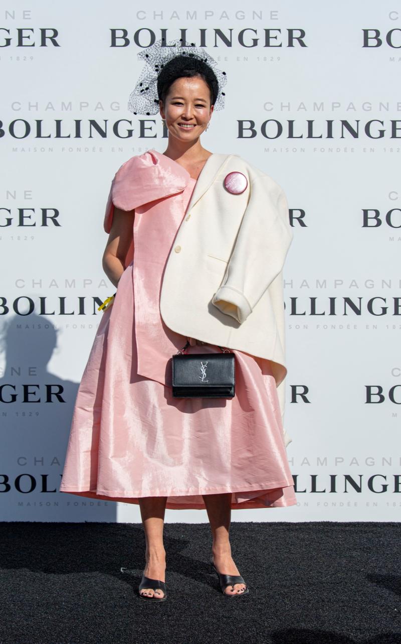 Longford fashionista in running to claim Punchestown's coveted 'Best Dressed' crown