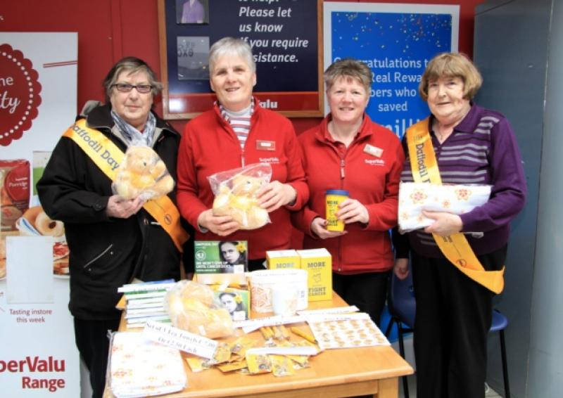 Veronica Naughton, Muriel Abbott and Mary Muldoon from Supervalu and Marie Hand. Photo: Michelle Ghee. www.gphotos.ie