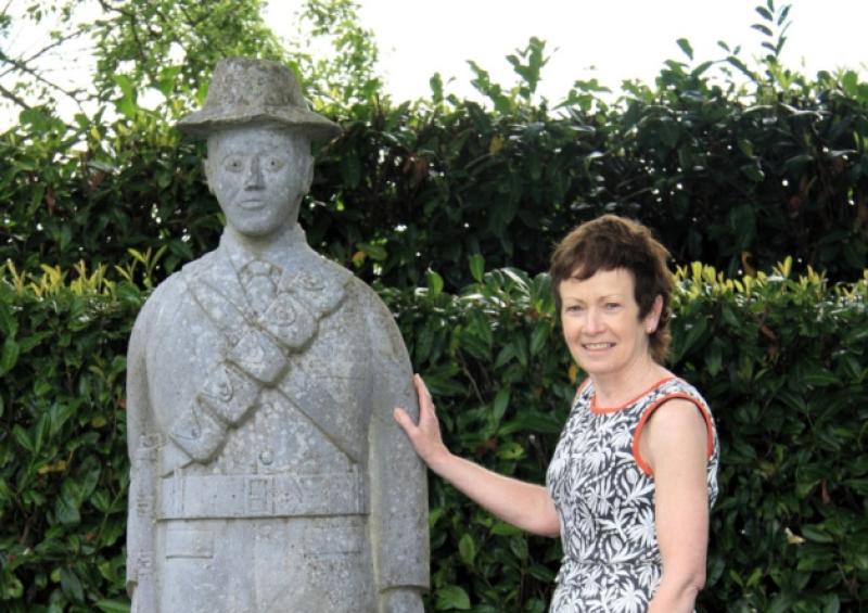 Beryl Kearney of Viewmount House with 'Jamesy' the statue. Photo: Michelle Ghee. www.gphotos.ie