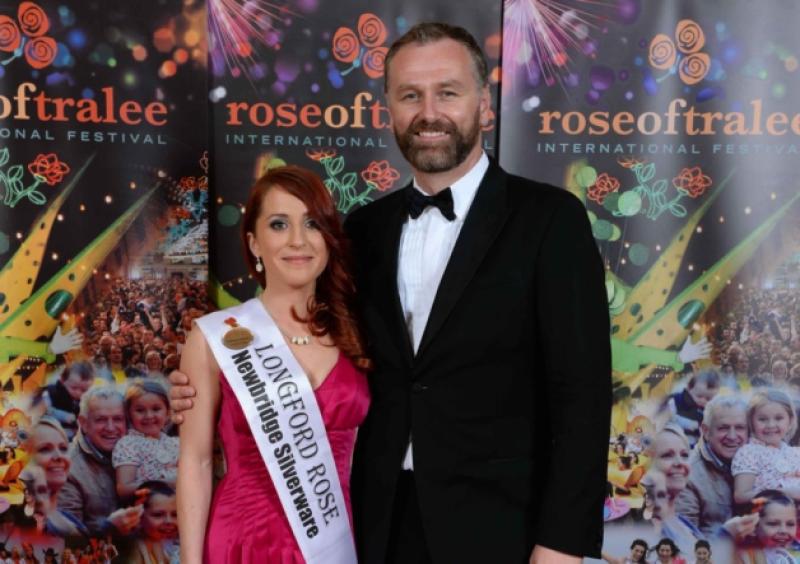 Longford Rose Kathleen Mahon pictured with RTEs D�ith� � S� at the Rose of Tralee Regional Festival  in Portlaoise last weekend.  Photo By : Domnick Walsh / Eye Focus LTD