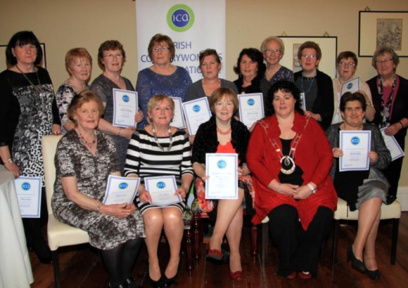 ICA National President Liz Wall with Longford ICA members who received certificates in recognition of 20 years of membership. Photo: Michelle Ghee. www.gphotos.ie