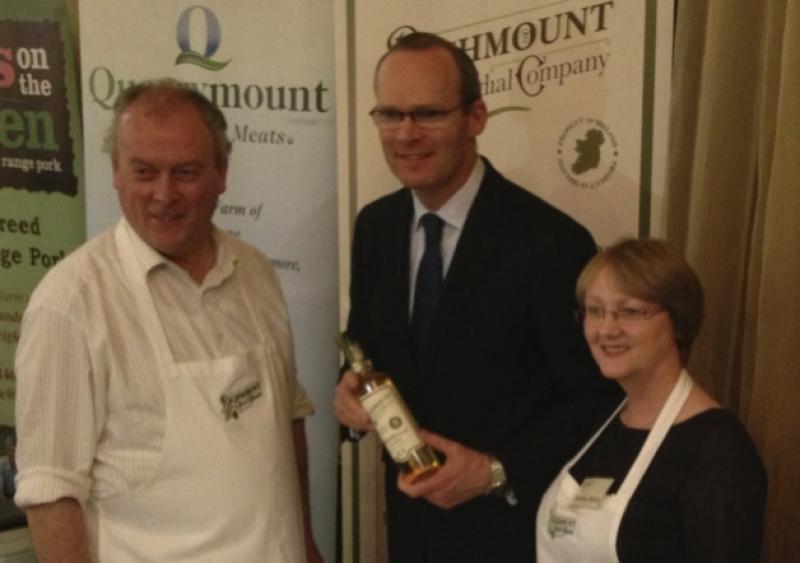 David and Martina Burns of Richmount Cordial Co pictured with the Minister for Agriculture, Simon Coveney.