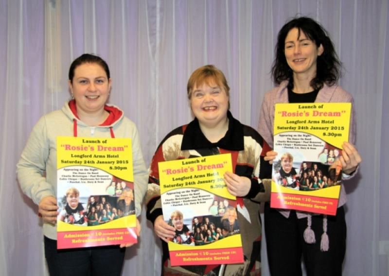 Rosie Maguire (centre) with Caroline Kelly and Angela Cunningham. Photo: Michelle Ghee. www.gphotos.ie