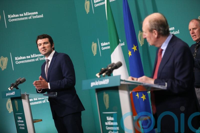 Leo Varadkar pays tribute to former whip who won’t run for election again
