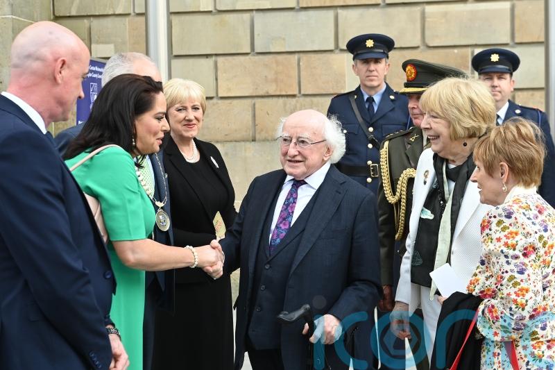 Higgins lays wreath to mark 50th anniversary of bombing of Dublin and Monaghan
