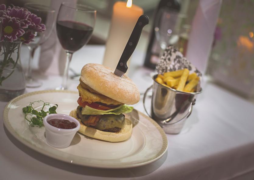COMPETITION: Win a €50 Dining Voucher and sample the mouthwatering Abbey Hotel new bar food menu