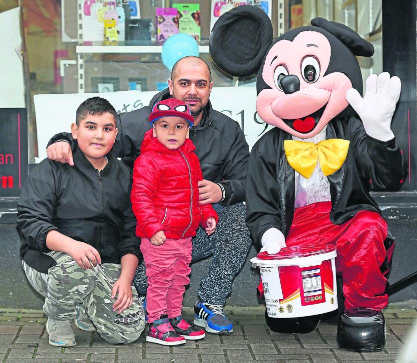 Pictures Longford turns Blue for Autism Day Photo 1 of 11 Longford