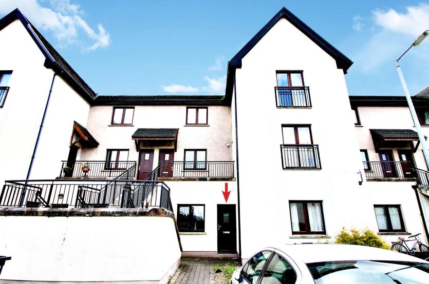 Six Longford properties sold for €391,000 during  BidX1 online auction