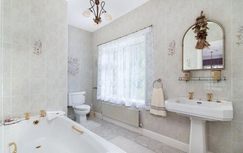 Stunning Longford manor style country residence can be yours for €795,000  