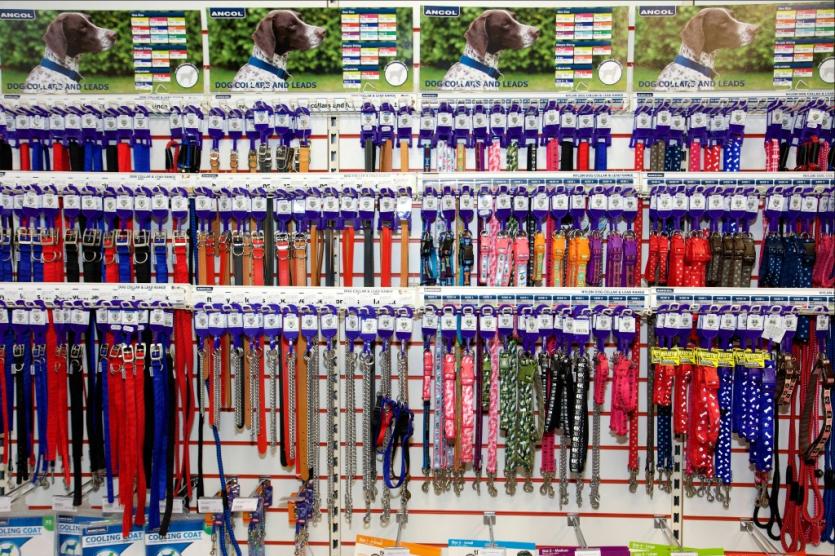 Pet Stop Discount Warehouse & Fuel Centre in Longford opens its doors